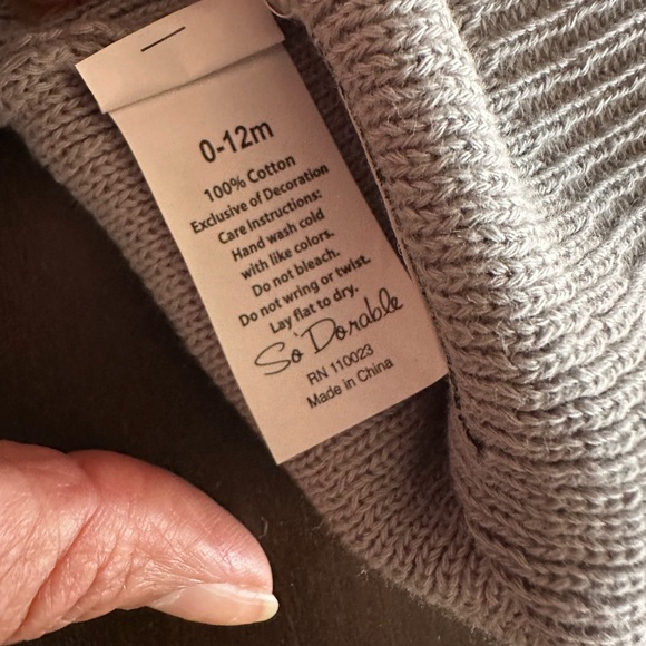 Beanie with Ears! 2pc Bundle! 0/3 month& 0/12 month - Picture 4 of 5